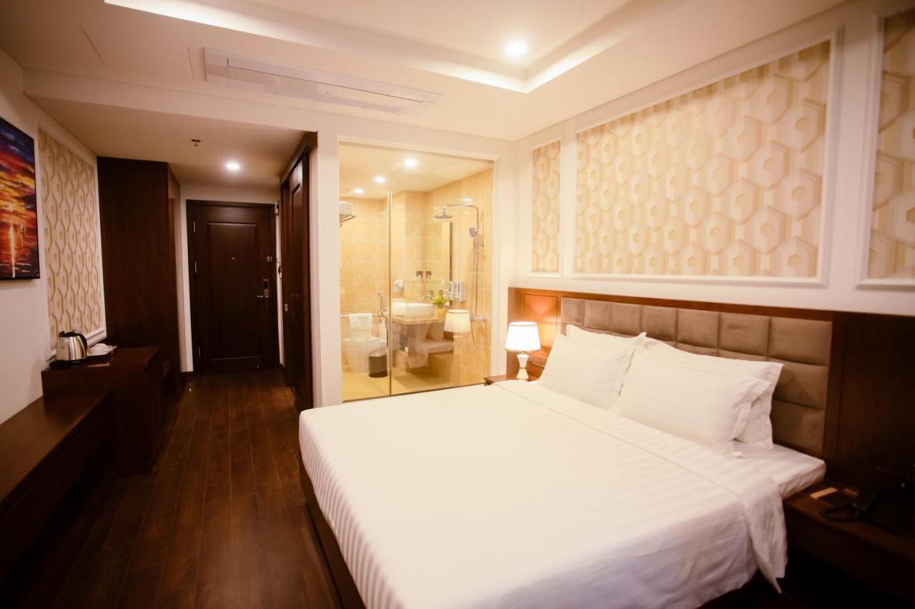 Century Hotel 4*